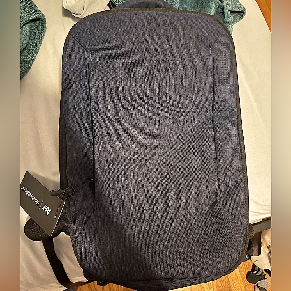 Aer Lunar Pack 22L NWT